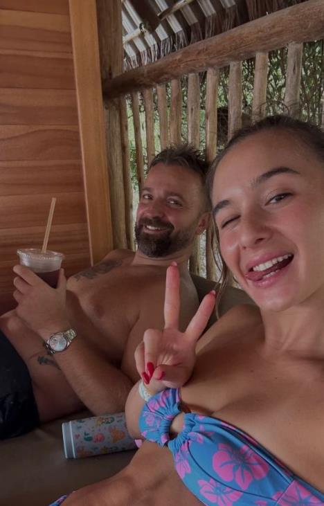 Adriana Kadar i u Dubaiju sa mužem Savom