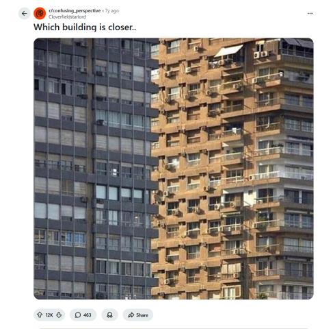 Dva nebodera snimljena iz istog ugla, optička iluzija koja zbunjuje posmatrače na Redditu.