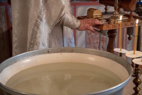 krštenje, kum, kumstvo, kršenje u crkvi