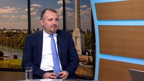 Sequence 02.01_38_10_02.Still001.jpg