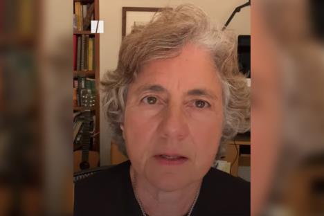 Debora Pram, krupan kadar lica