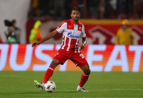 Franklin Tebo Učena u dresu Crvene zvezde protiv Seltika