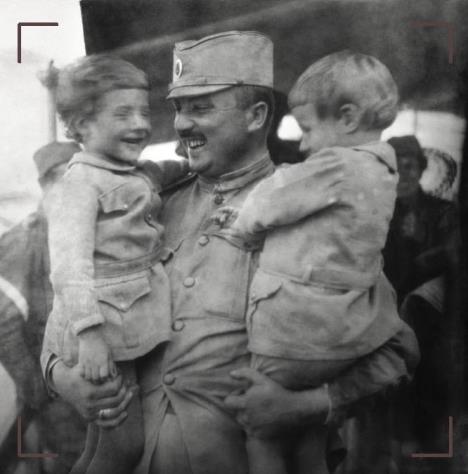 Povratak srpskog vojnika iz zarobljeništva