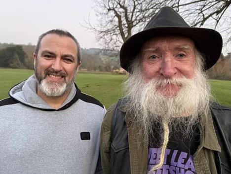 Mark Torp i njegov ostavljeni brat.jpg