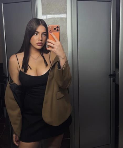 Una Čolić pokazala telo