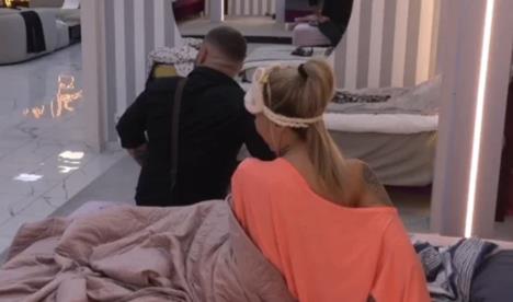 Aneli i Asmin sve bliži pomirenju