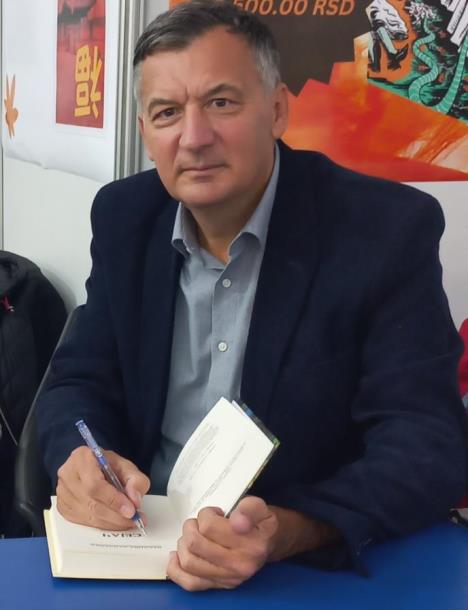 NEBOJ&Scaron;A LAPČEVIĆ, pisac.jpg