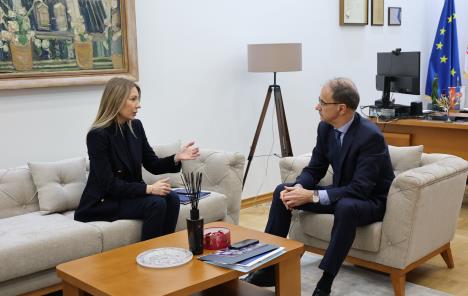 Dubravka Đedović Handanović i Đuro Macut