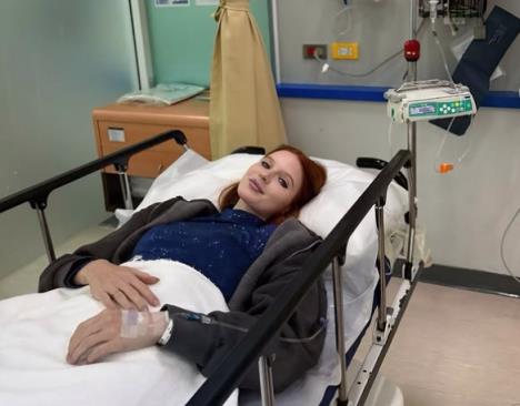 predstavnica Mađarske Kinčo Deženji na Mis Univerzuma