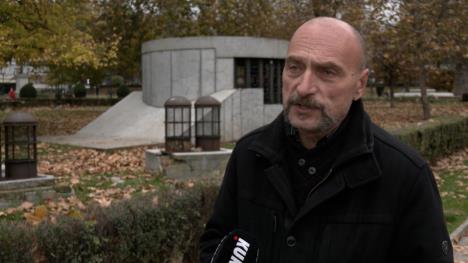 Sequence 19.00_00_38_02.Still001.jpg