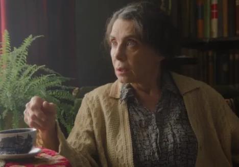 Aleksandra Pleskonjić kao Isidora Sekulić