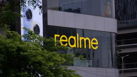 Realme (2).jpg