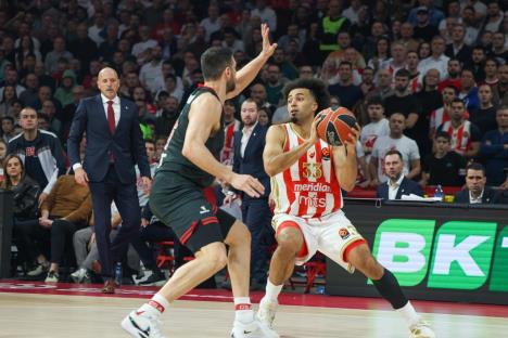 Crvena zvezda Olimpijakos Evroliga (2).jpeg