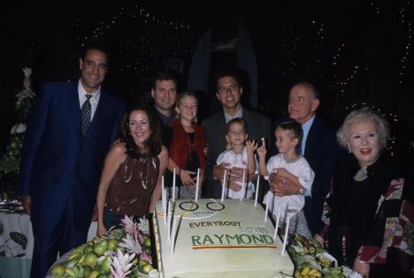 Glumci iz serije Svi vole Rejmonda