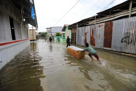 Indonezija poplave