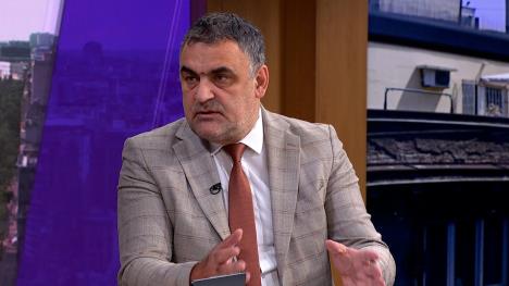 Sequence 10.02_11_00_22.Still007.jpg