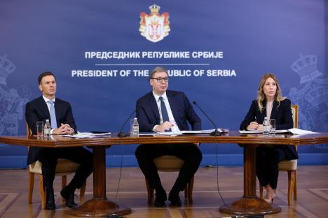 Aleksandar Vučić Dubravka Đedović Handanović Siniša Mali