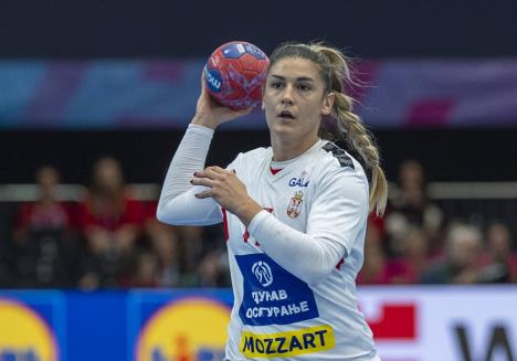 Aleksandra Vukajlović u dresu Srbije protiv &Scaron;panije na SP 2025