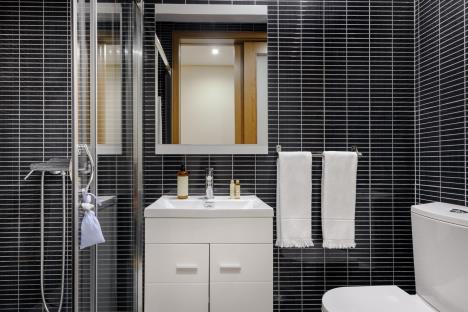 pločice, tuš kabina