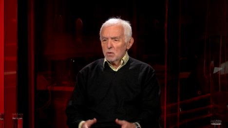 Sequence 07.00_05_40_16.Still004.jpg