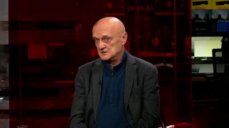 Sequence 07.00_11_44_24.Still006.jpg