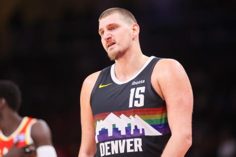 Nikola Jokić na meču Atlanta Hoks - Denver Nagets