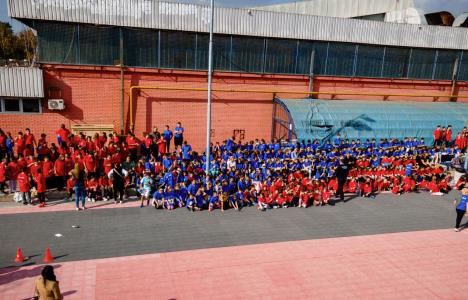 Deca treniraju rukomet u programu Srpskog rukometnog saveta