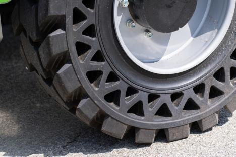 bezvazdušna nepneumatska guma