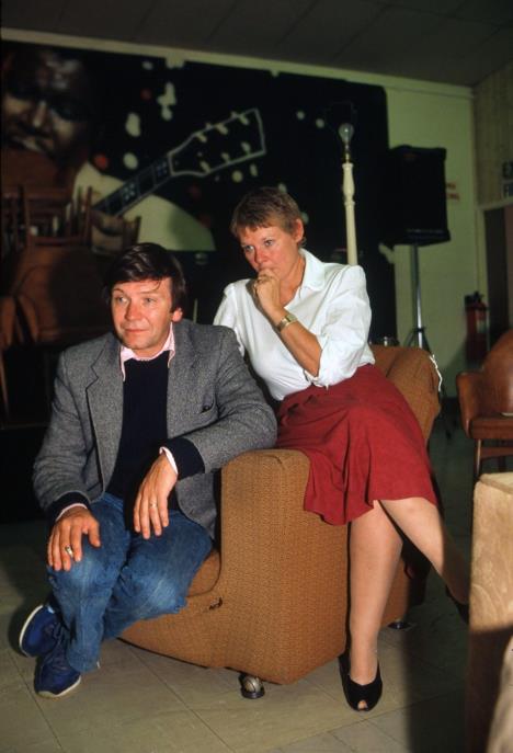 Džudi Denč, Majkl Vilijams