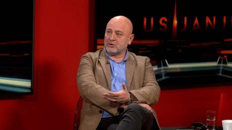 Sequence 08.00_13_25_07.Still003.jpg