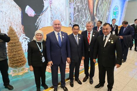 Nenad Popović u Turkmenistanu