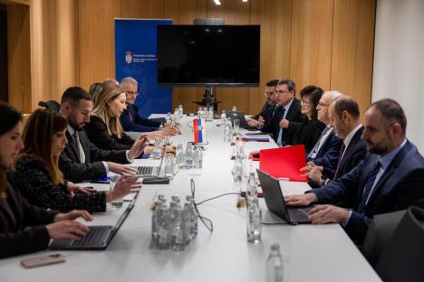 Sastanak Dubravke Đedović Handanović i Čarlsa Kormijea