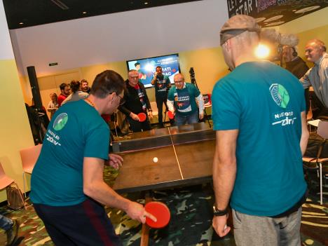 naizgled zdrav konferencija za medije o kardiovaskularnim rizicima revijalni stonoteniski meč