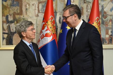 Aleksandar Vučić Džefri Saks
