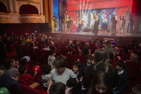 Željko Mitrović novogodišnji paketići