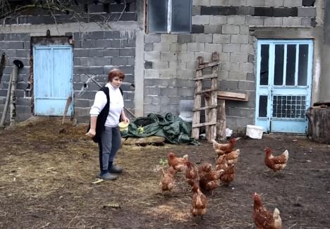 Huma u domaćinstvu brine o stoci i pijaci, primer discipline, rada i ljubavi prema porodici (3).png