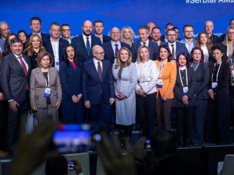 Srbija naša porodica 1.jpg