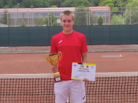 Screenshot 2025-12-24 123759.jpg