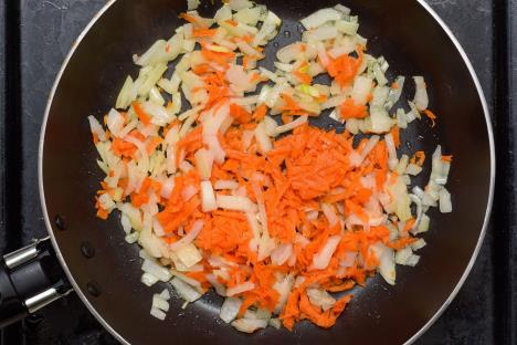 prženje, luk, šargarepa