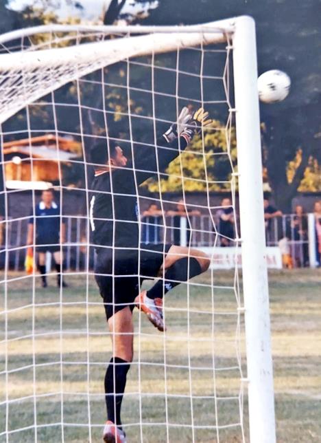 aleksandar gvozdenovic golman beskucnik (10).jpg