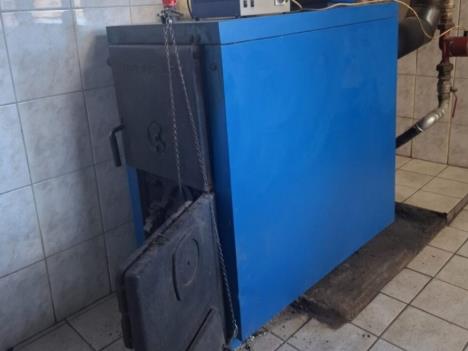 poklonio kotao školi - novi kotao