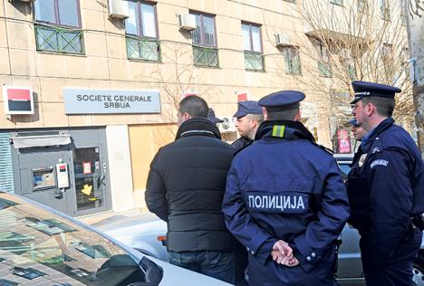 pljacka-banka-razbojnistvo-policija-takovska-ulica.jpg