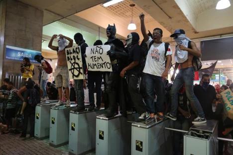 rio-de-zaneiro-protest-gradski-prevoz-poskupljenje.jpg