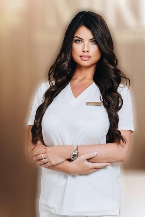 dr Sandra Čađenović