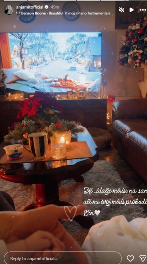 Anja Mit pokazala prazničnu atmosferu.jpg