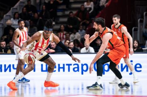 Nikos Hugaz na meču protiv Crvene zvezde