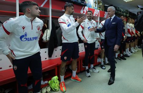 FK Crvena zvezda okupljanje fudbalera