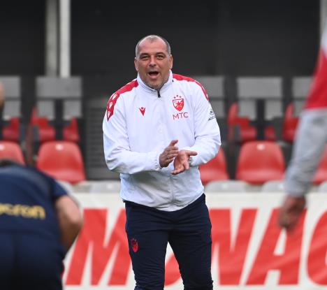 Nenad Milijaš kao trener omladinaca FK Crvena zvezda