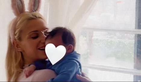 Anja Mit - selfi sa sinom.jpg