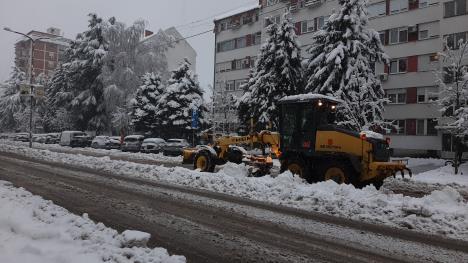 LOZNICA - Mehanizacija na terenu.jpg